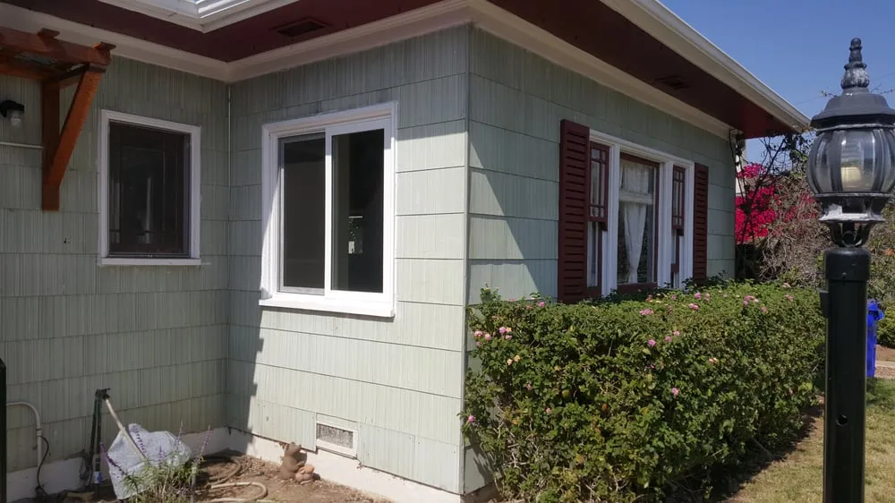 Slide of La Mesa Heating, Air Conditioning, Solar & Remodeling