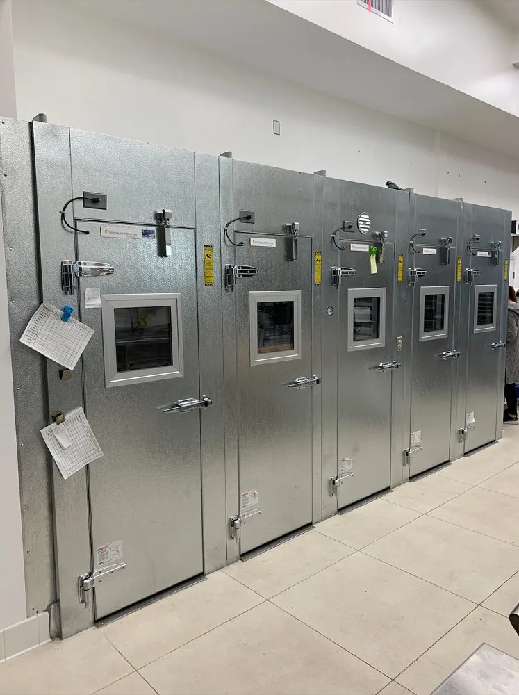 Slide of LA Refrigeration & Air Conditioning Co