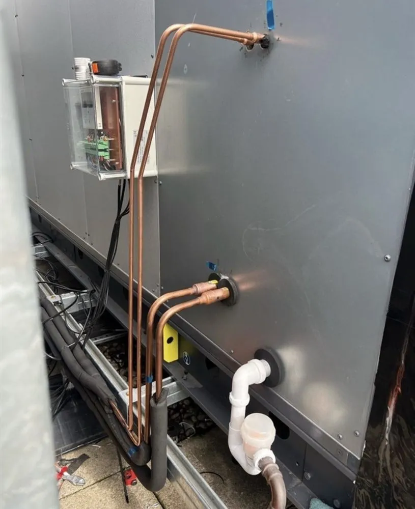 Slide of LA Refrigeration & Air Conditioning Co