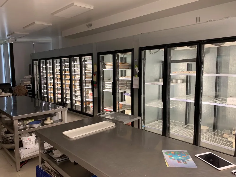 Slide of LA Refrigeration & Air Conditioning Co