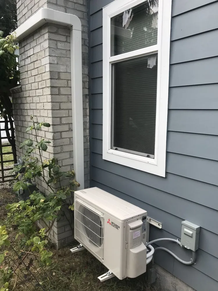 Professional air conditioning tune-up in Coeur d'Alene, ID by Lakeside Heating & Air Conditioning