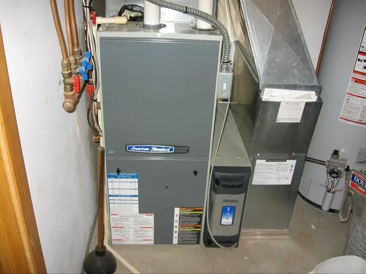 Slide of Lange's Plumbing & Heating