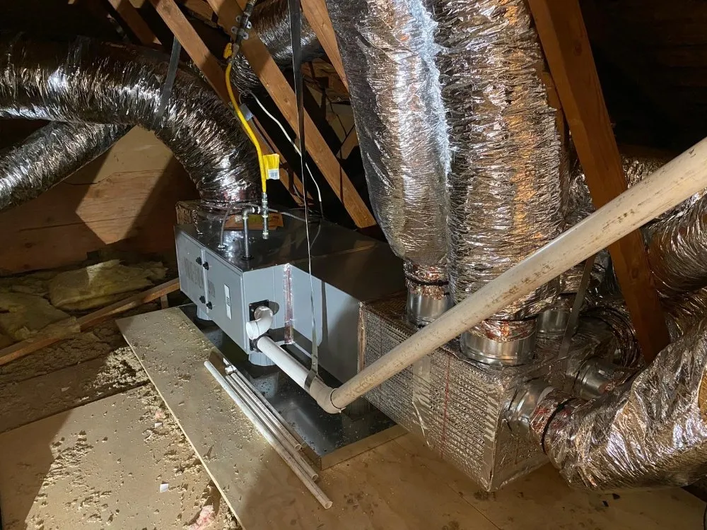 Slide of Lara's USA Heating & Air Conditioning