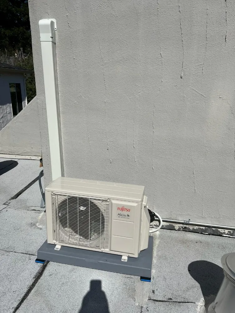 Slide of Lara's USA Heating & Air Conditioning