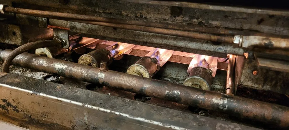 Slide of Laredo Heating & Cooling