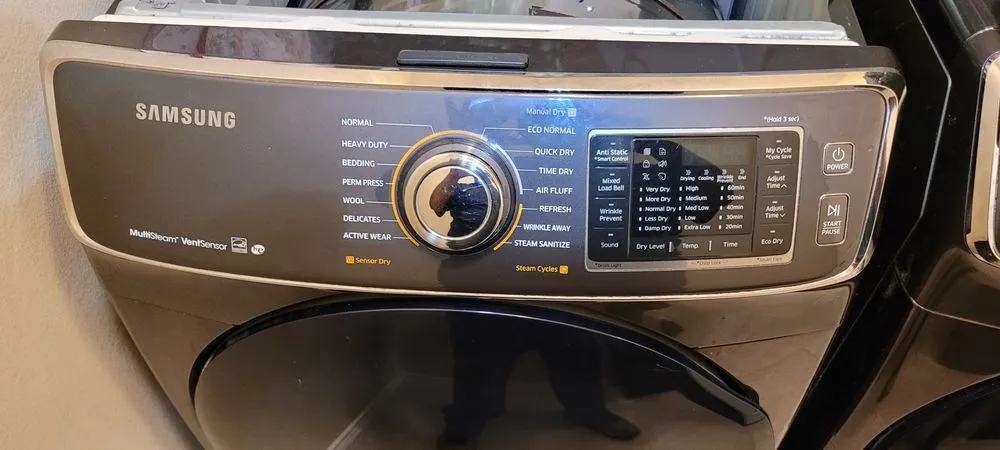 Slide of Laredo Heating & Cooling