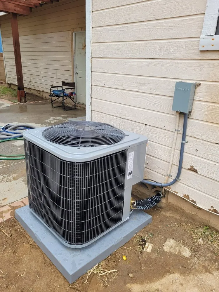 Slide of Laris Heating & Air