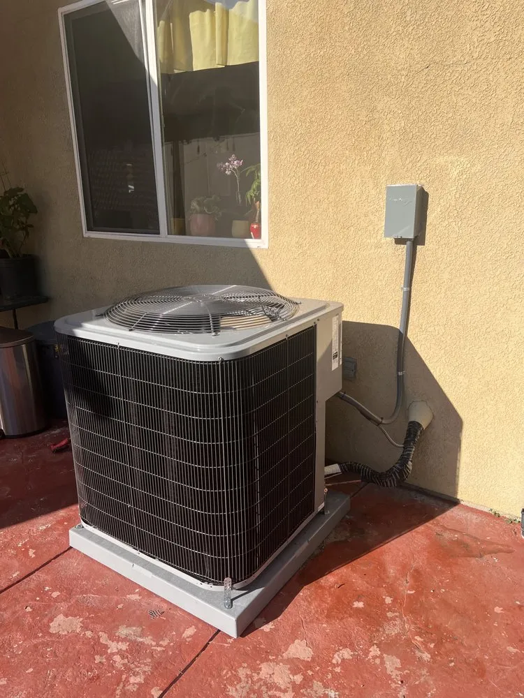 Slide of Laris Heating & Air