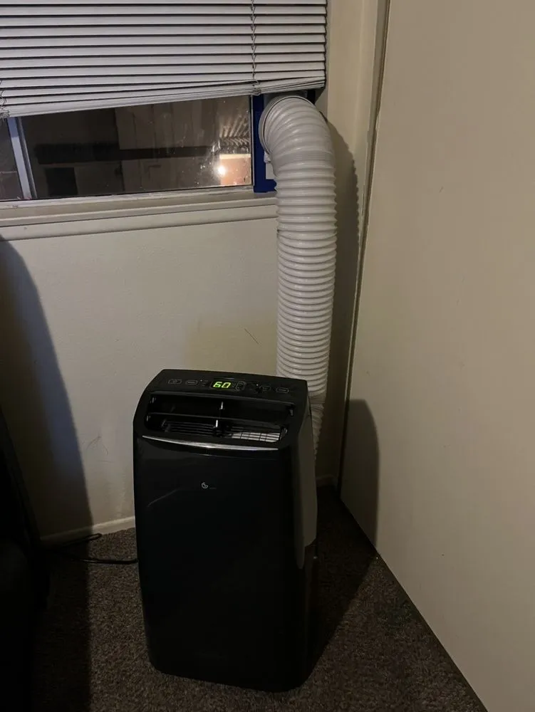 Slide of Las Vegas AC Rentals