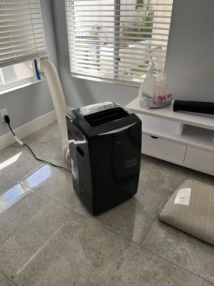 Slide of Las Vegas AC Rentals