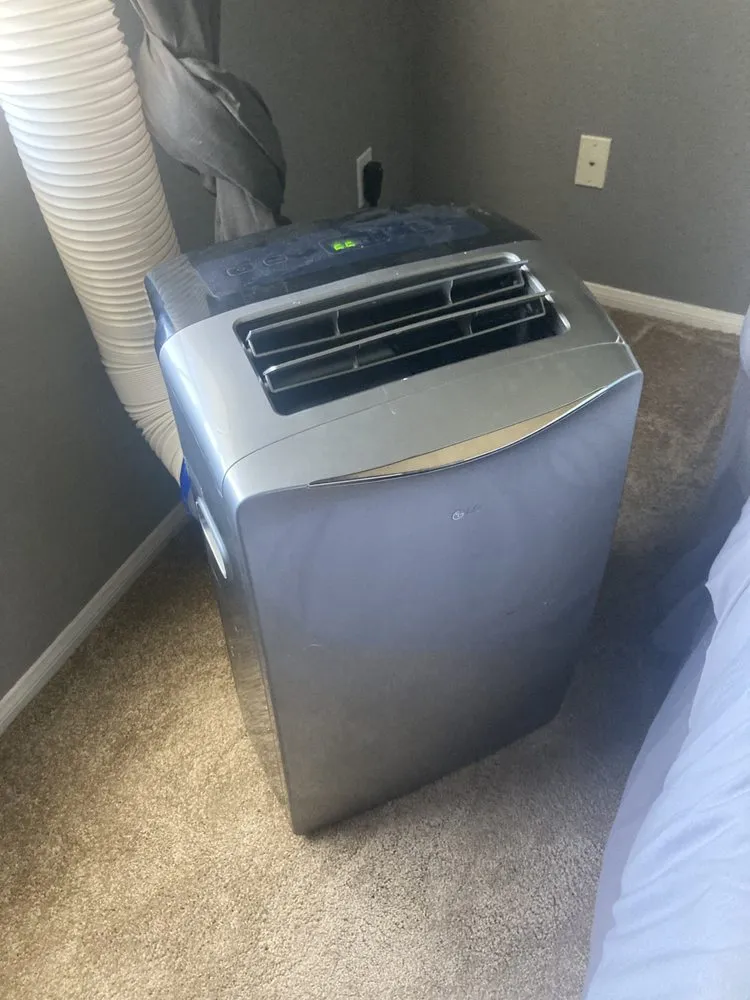 Slide of Las Vegas AC Rentals