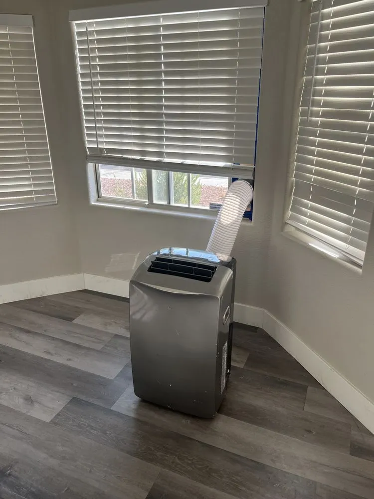 Slide of Las Vegas AC Rentals