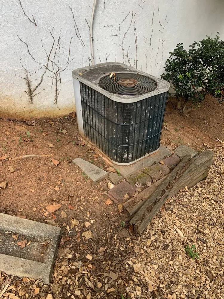 Slide of Latino Heating and Air