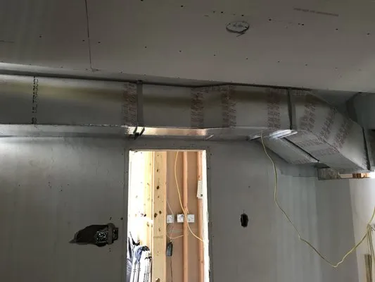 Latitude Air Conditioning Logo