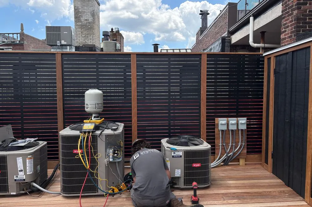 Slide of Lavallee Systems