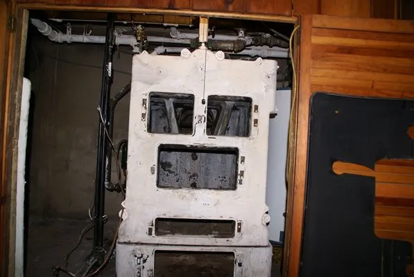 Laverty Heating Services Logo