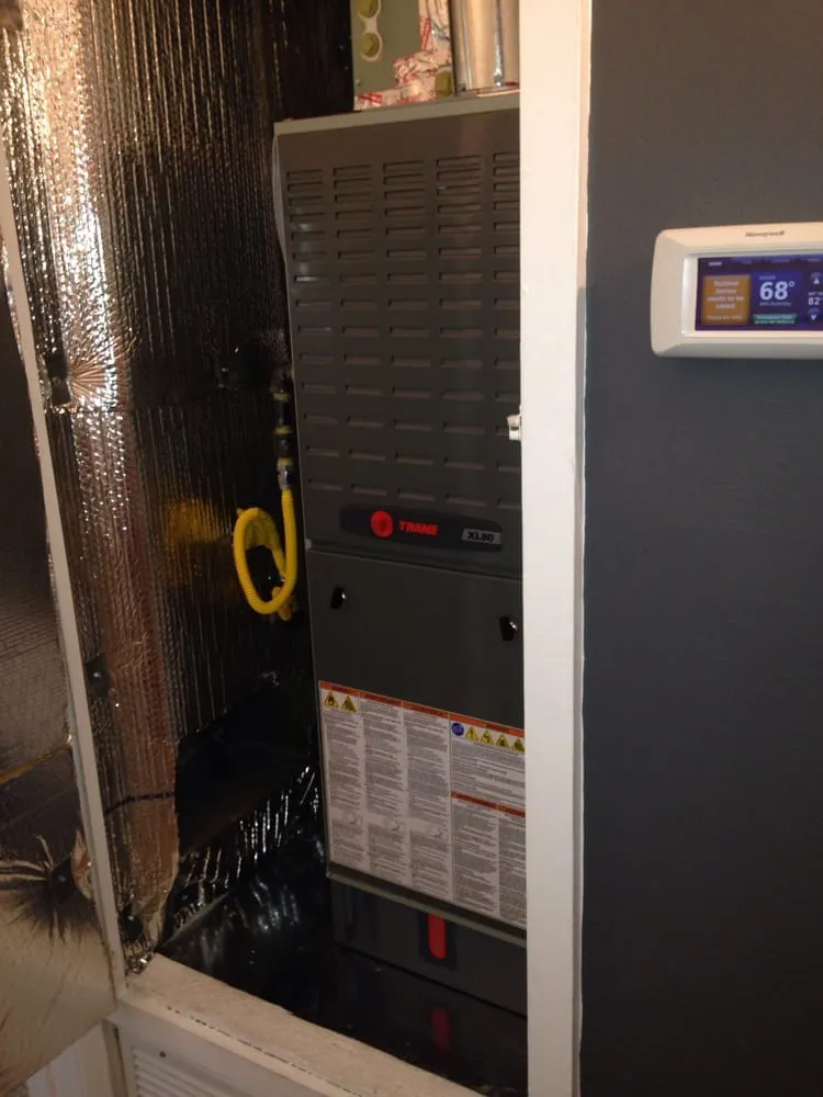 Slide of Laxpress Air Conditioning and Heating