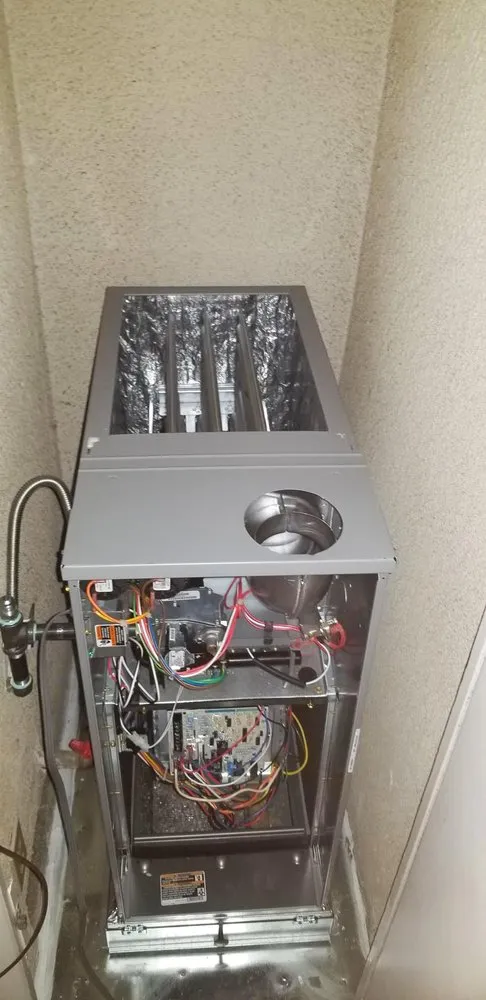 Slide of Lazaro Heating & Cooling