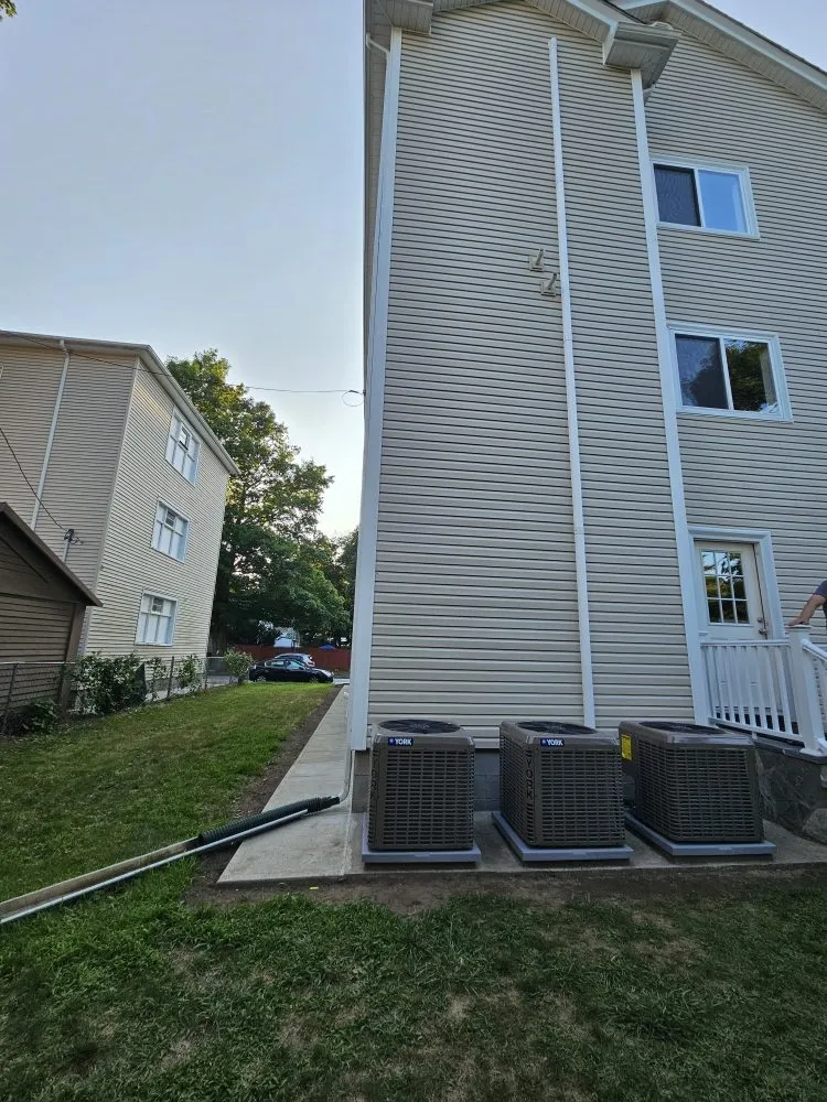 Slide of Lazaro Heating And Cooling