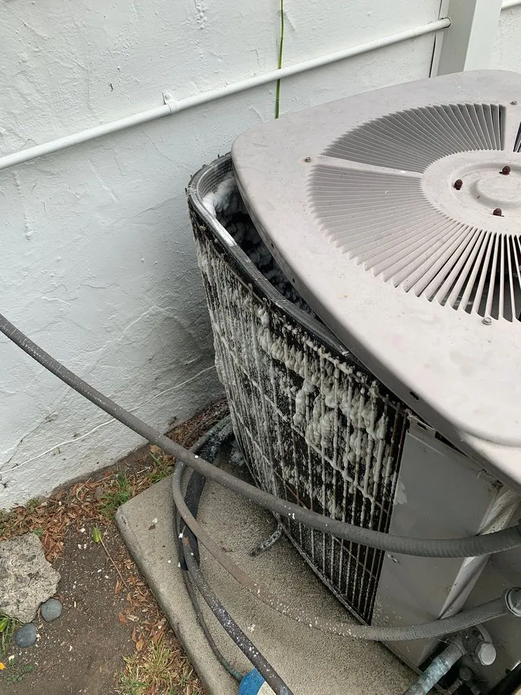 Slide of LC Heating & Air Conditioning