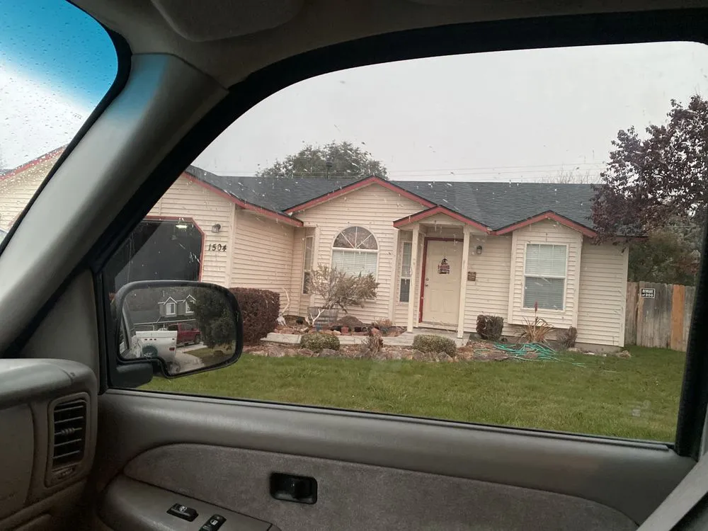 Slide of Leasing & Maintenance Sensation