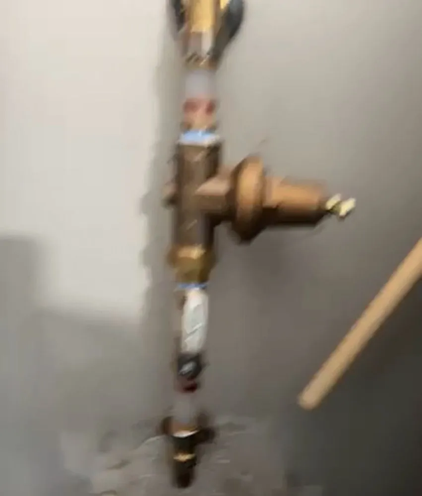 Slide of Lee Company