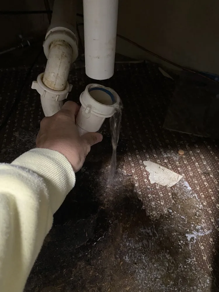 Slide of Lee Company