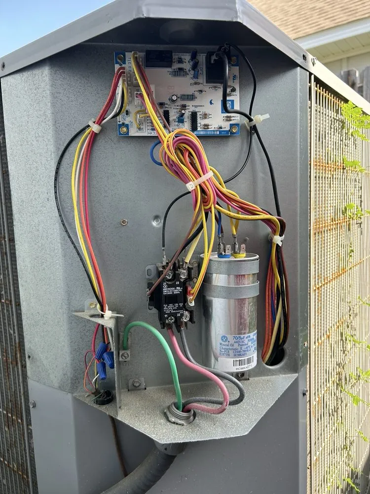 Slide of Lee Heating & Cooling