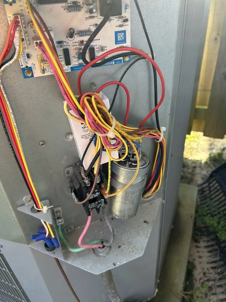 Slide of Lee Heating & Cooling