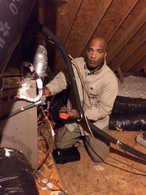 Slide of Lee Mechanical Heating & AC Services