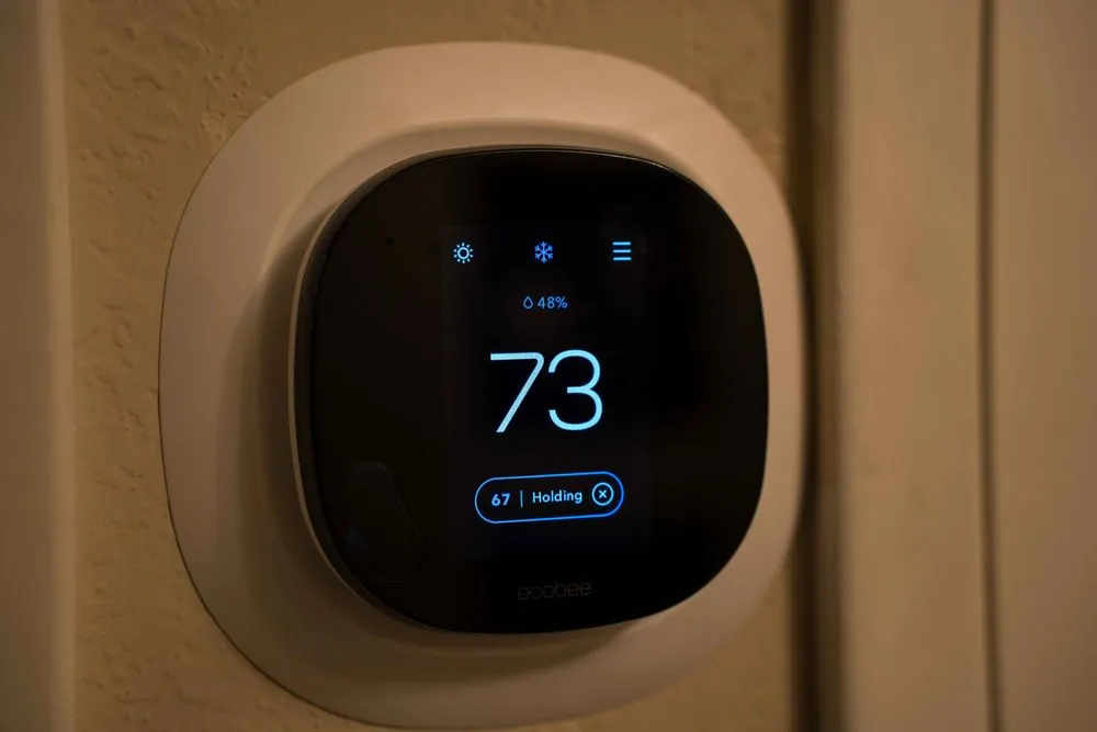 Slide of Lee's Air, Plumbing , Heating & Roofing