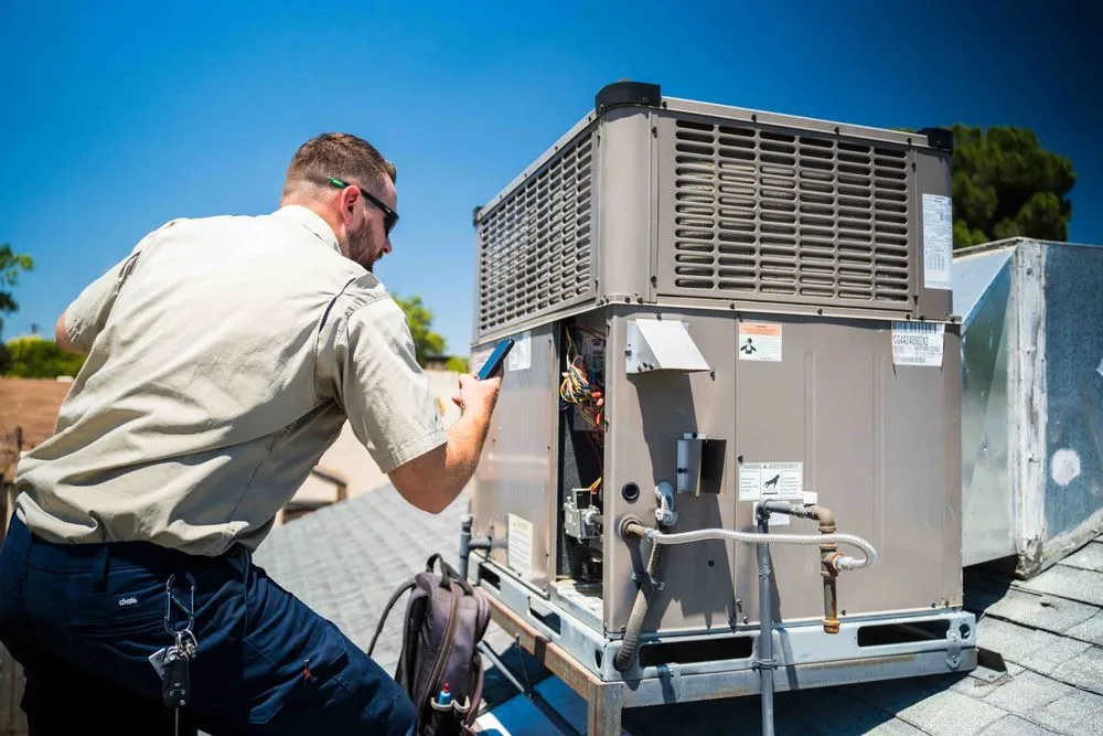 Slide of Lee's Air, Plumbing, & Heating