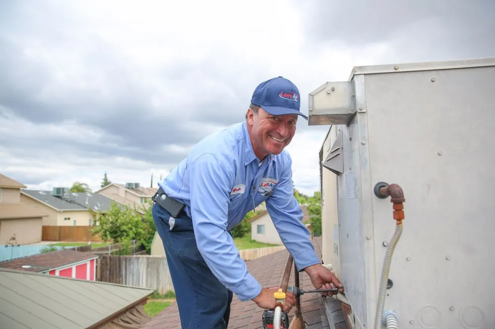 Slide of Lee’s Air, Plumbing & Heating