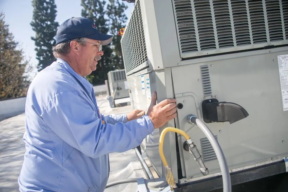 Slide of Lee’s Air, Plumbing & Heating