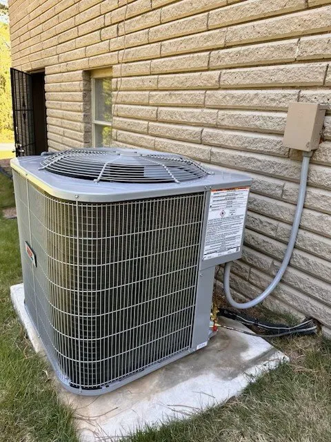 Slide of Lee's Heating & Air