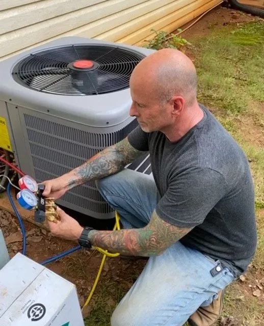 Slide of Lee's Heating and Air