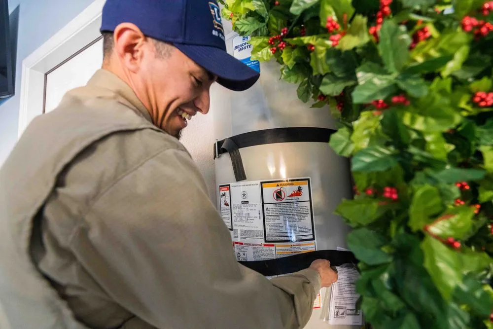 Slide of Lee's Plumbing & Air