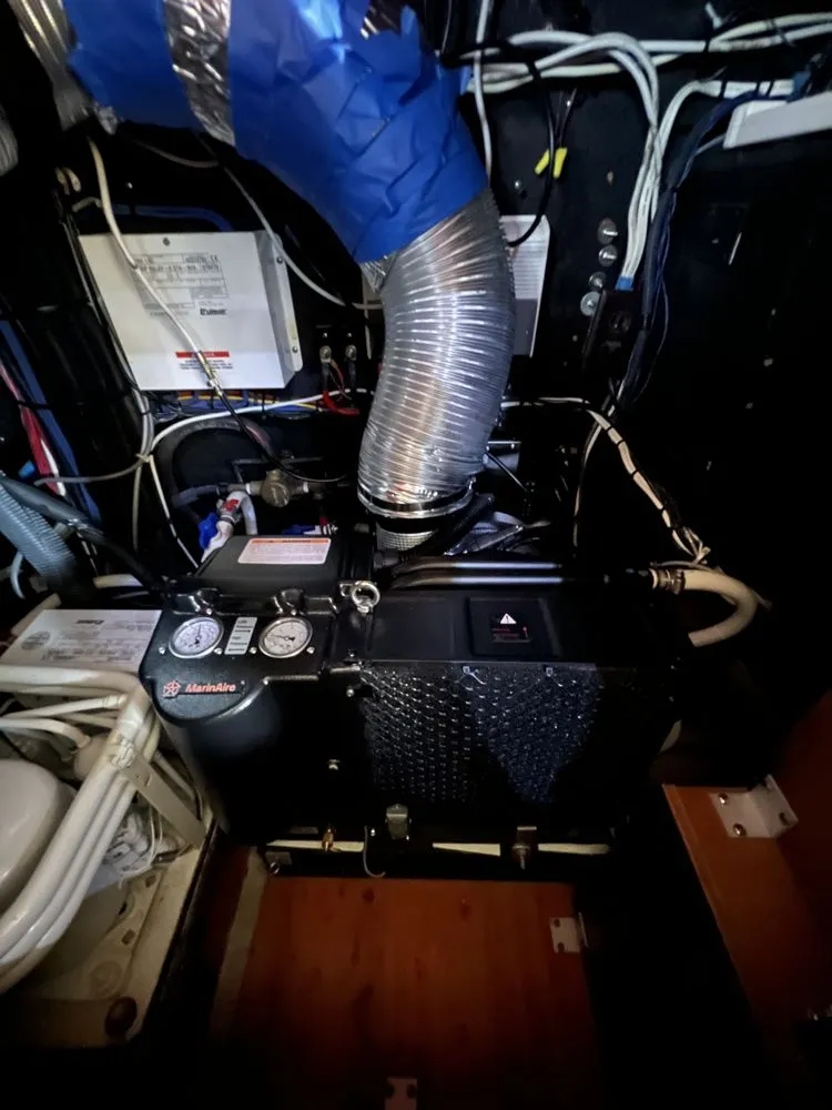 Slide of Lee’s pros