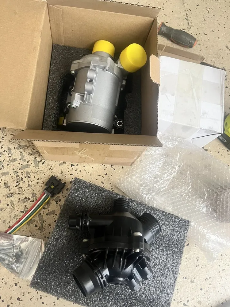 Slide of Lee’s pros