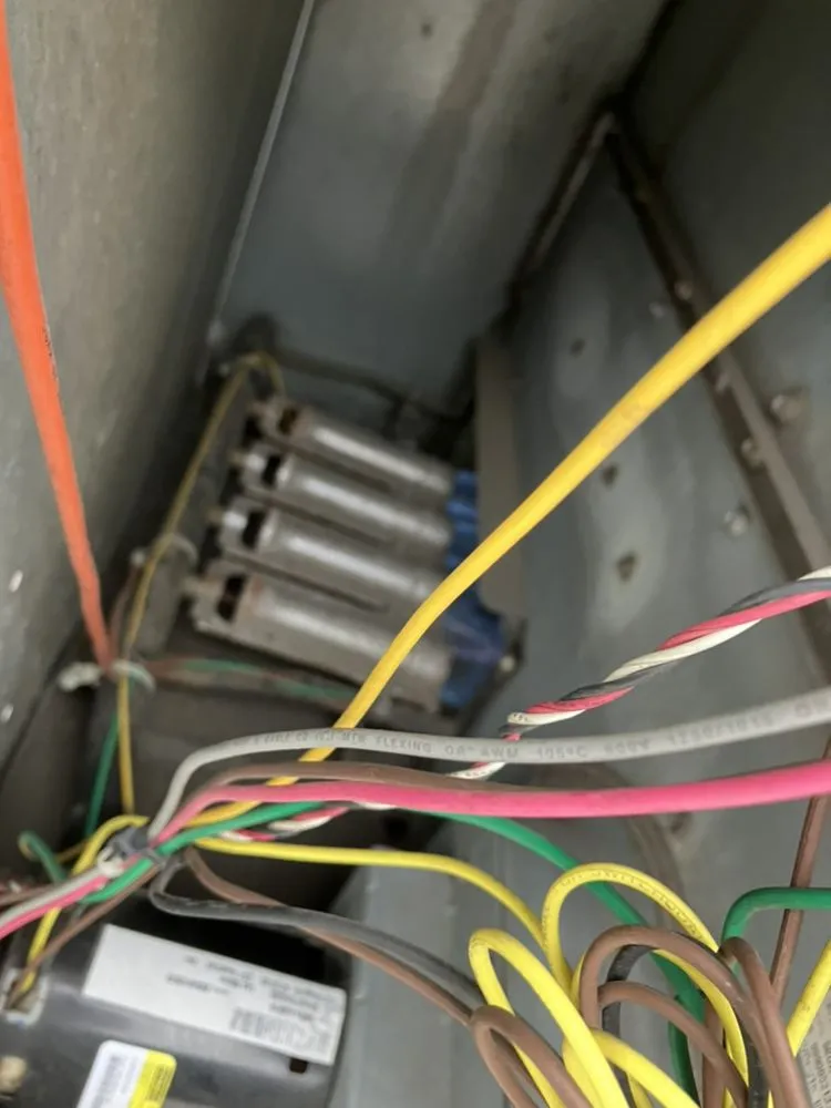 Slide of Legend Airy AC