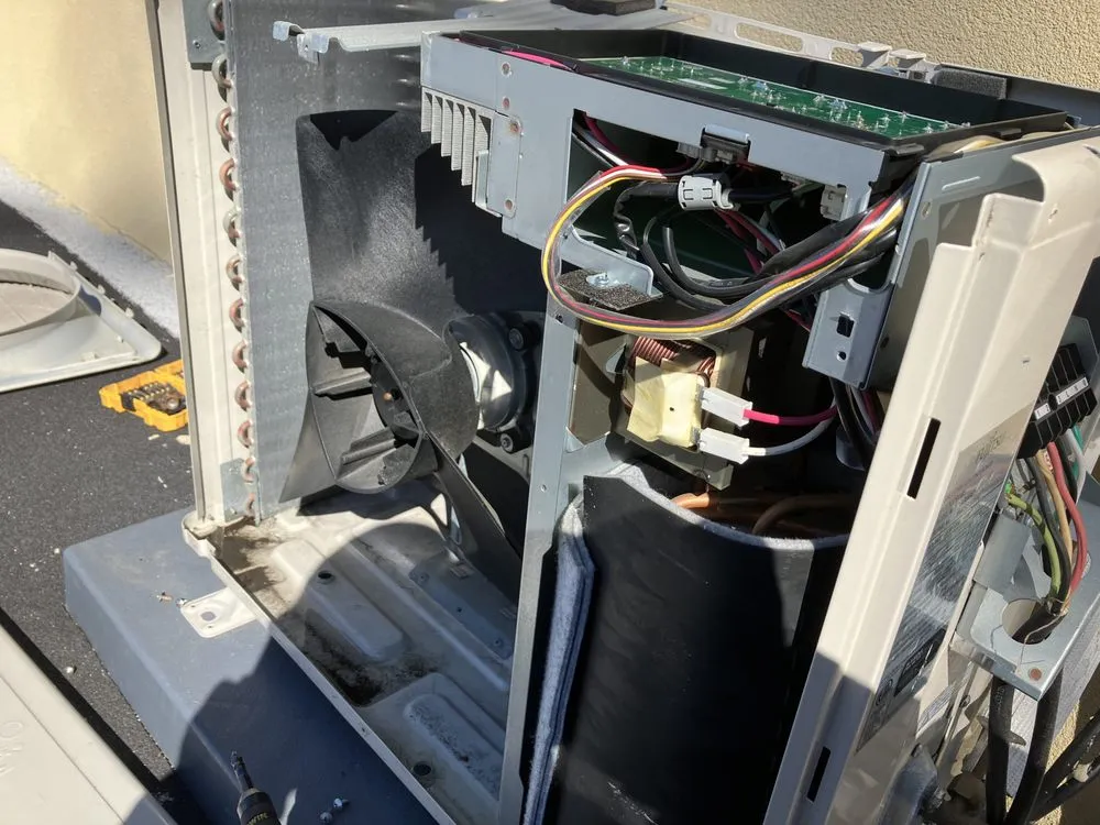 Slide of Legend Airy AC