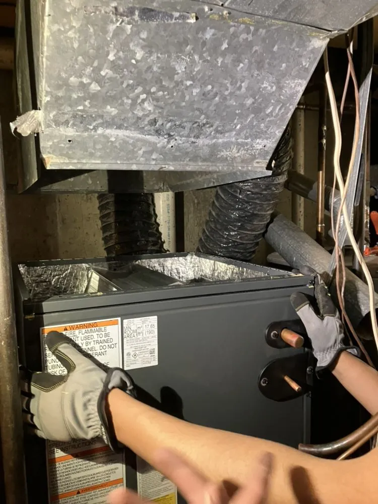 Slide of Legend Airy AC