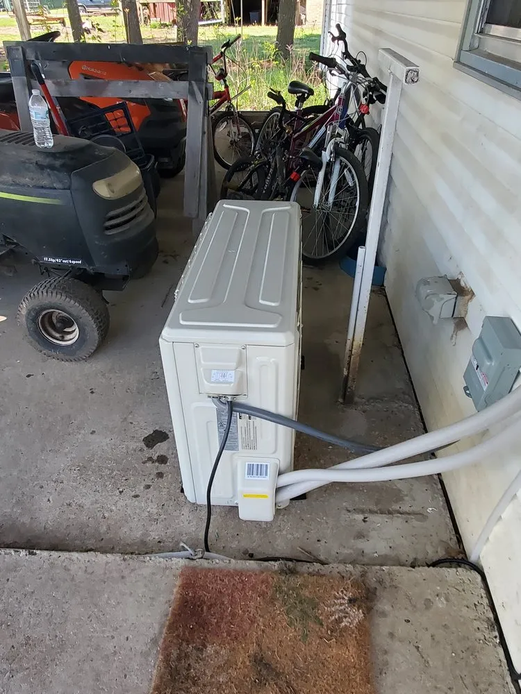 Slide of Leon Plumbing Heating & Cooling