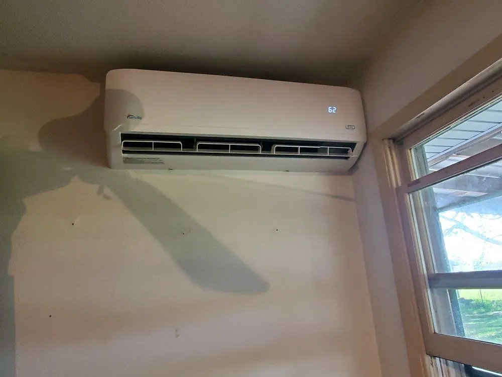 Slide of Leon Plumbing Heating & Cooling