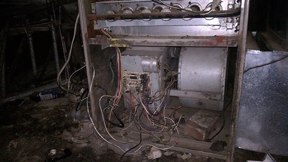 Slide of Leopolis HVAC Service