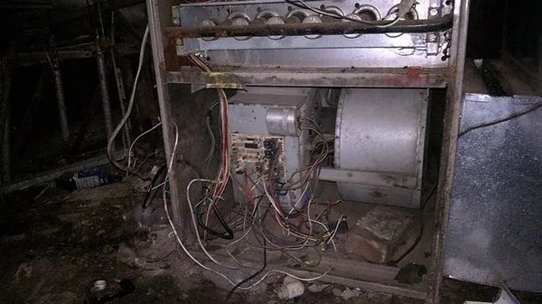 Leopolis HVAC Service Logo