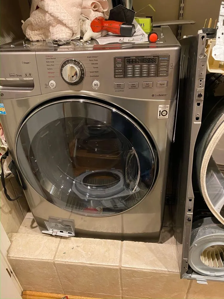 Slide of Leo's Company