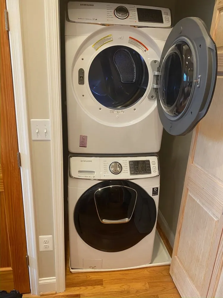 Slide of Leo's Company