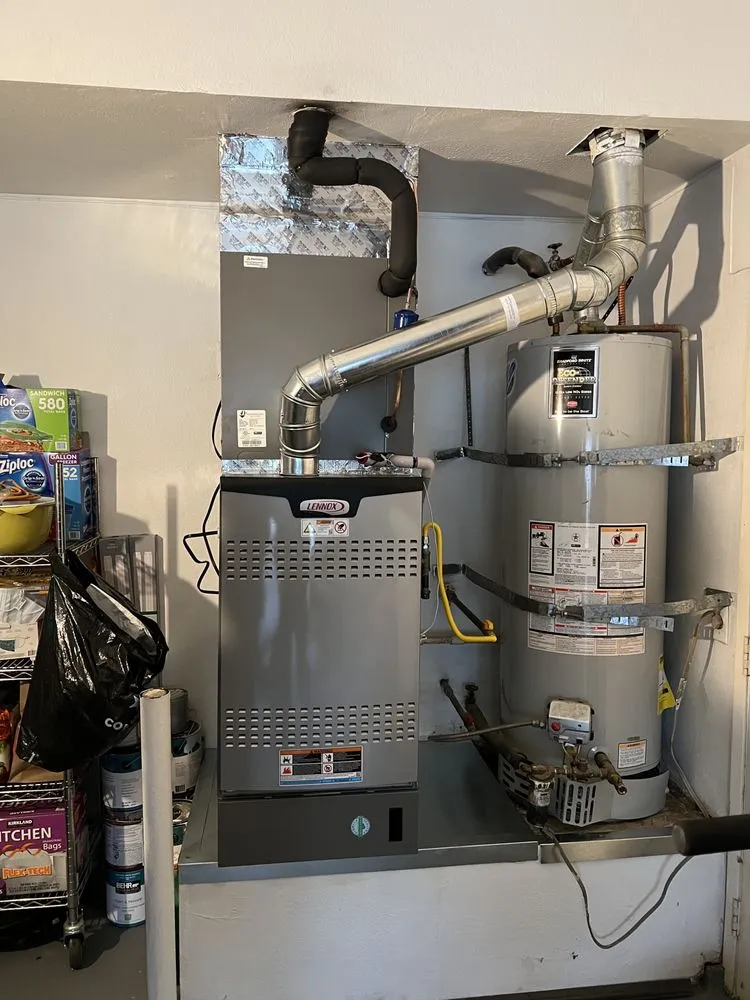 Slide of Leos Heating & Air