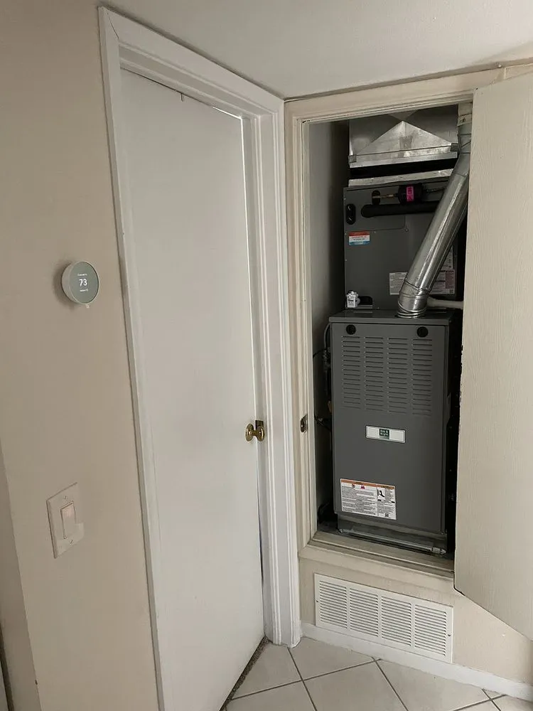 Slide of Leyva Refrigeration